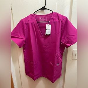 FIGS Casma 3 pocket scrub top- Raspberry Sorbet